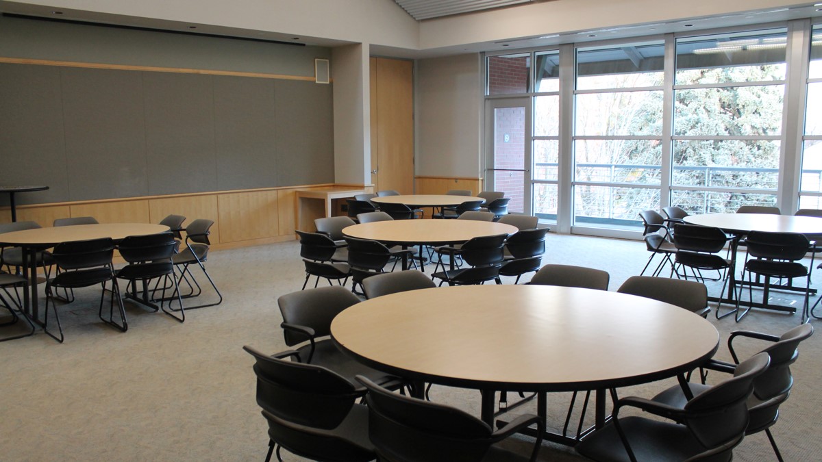 Aurora room in Banquet configuration